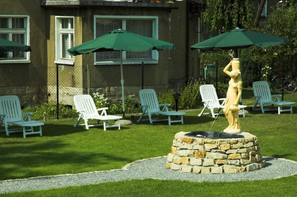 Villa Venus Kudowa-Zdrój Buitenkant foto