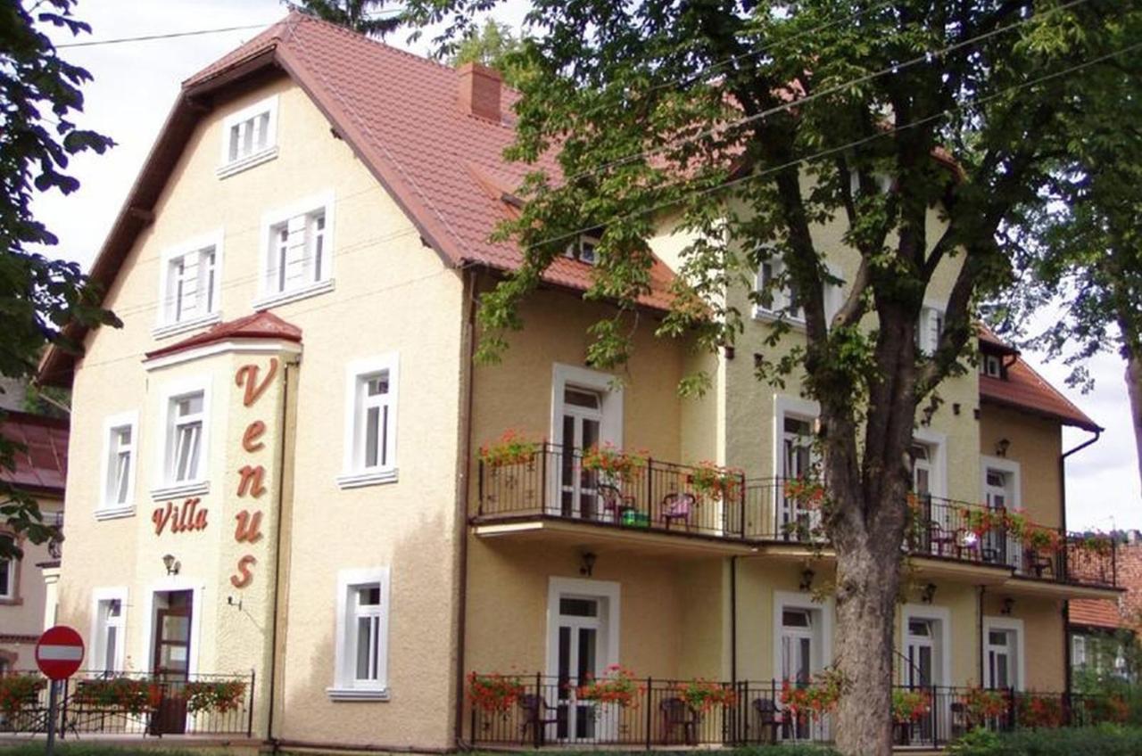 Villa Venus Kudowa-Zdrój Buitenkant foto